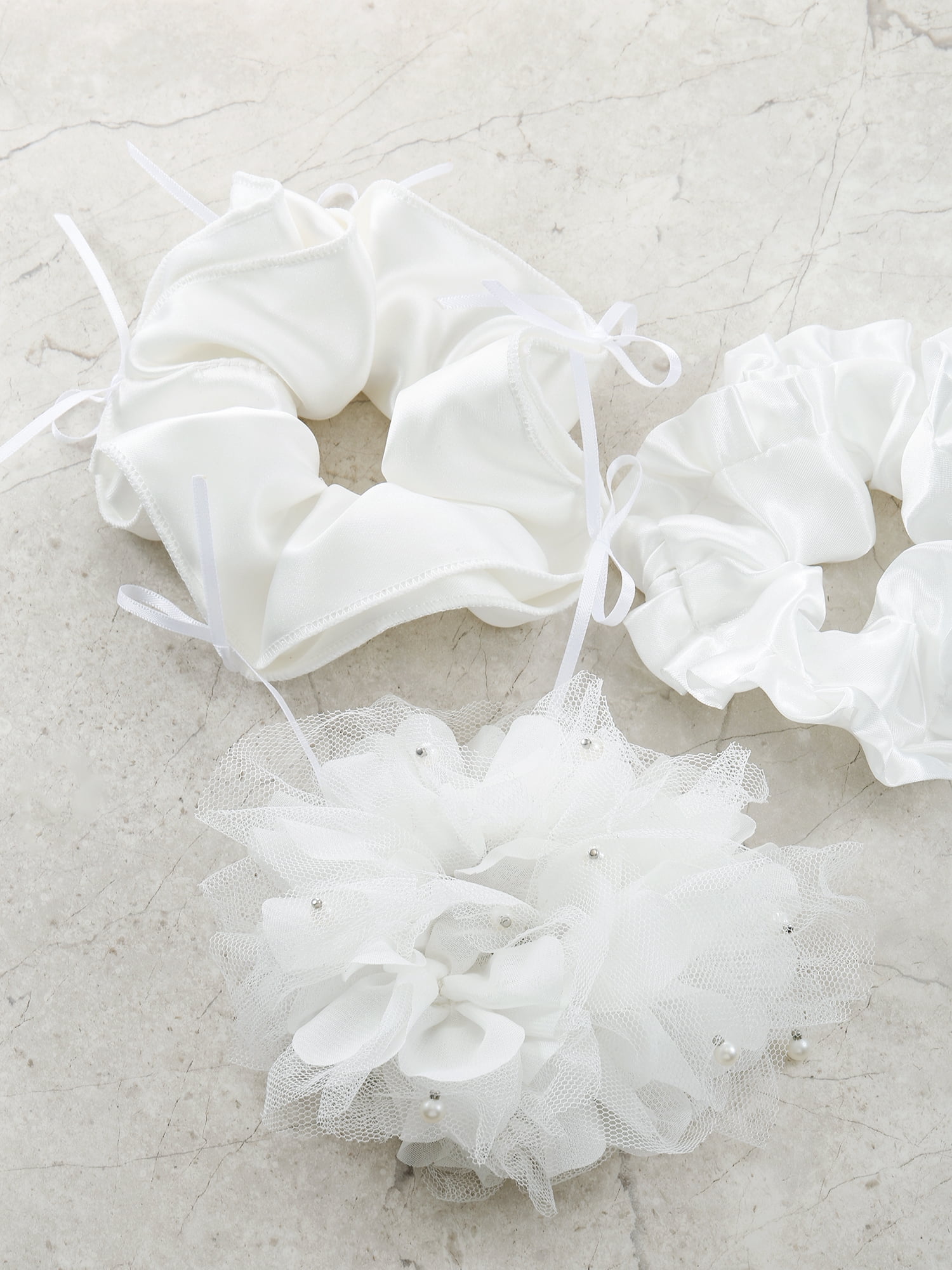 Bride scrunchies set white adult, 3 pieces by Trimmings