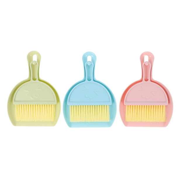 Illustration of Pet Grooming Hamster Cage Cleaning Tools