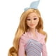 thumbnail image 3 of Muñeca de moda Mattel Universal Wicked Glinda con accesorios, 3 of 6