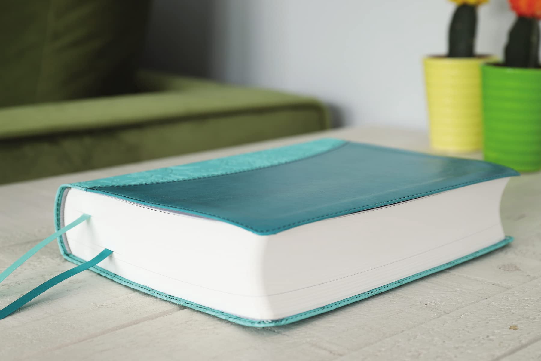 Beautiful Word Niv, Beautiful Word Bible, Updated Edition, Peel/Stick Bible Tabs, Leathersoft, Teal, Red Letter, Comfort Print: 600+ Fu, (Hardcover)