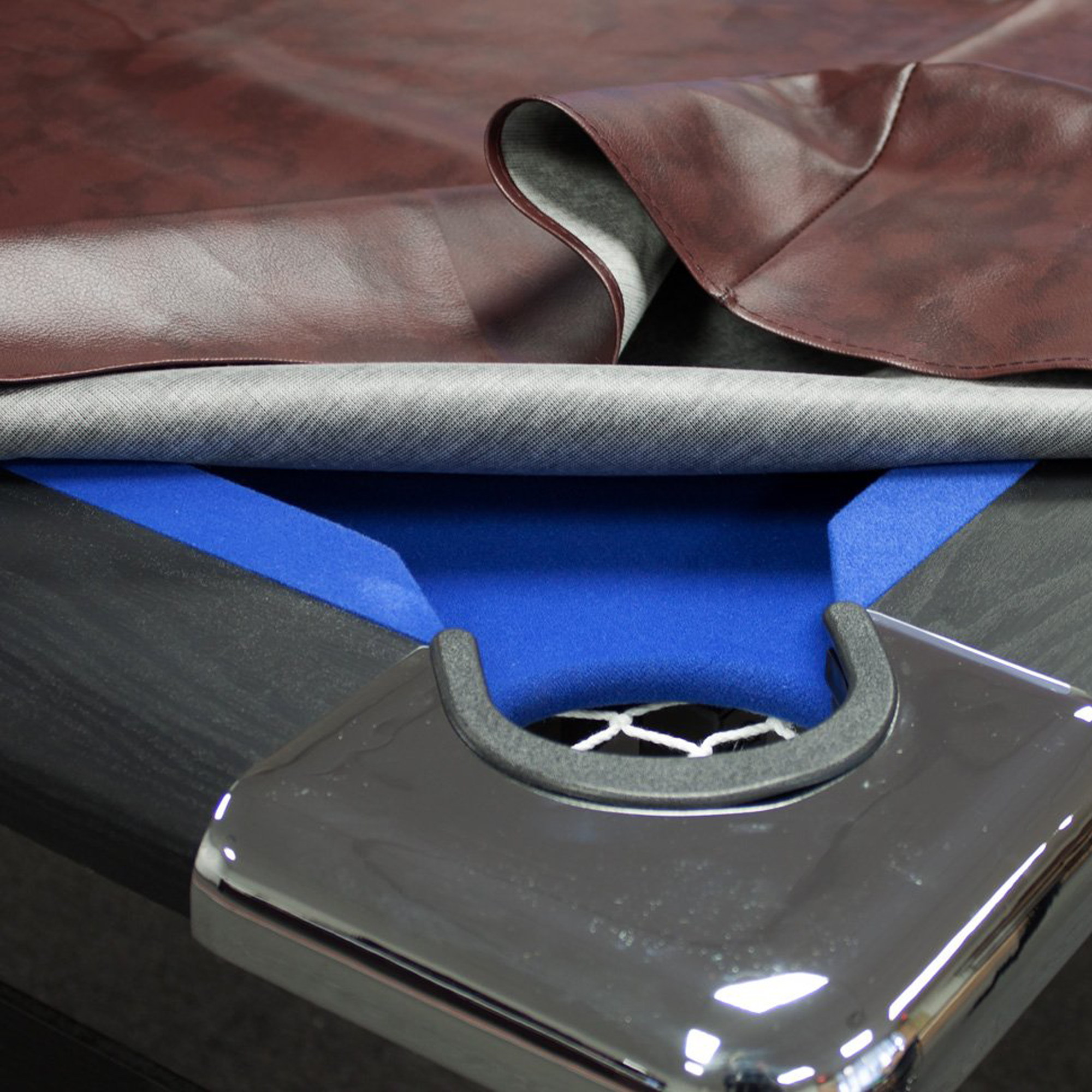 Hathaway 7-ft Fitted Pool Table Cover