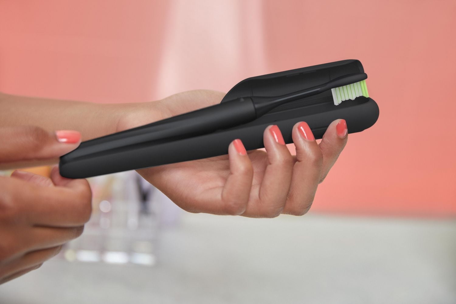 Brosse à dents rechargeable Philips One by Sonicare, noir, HY1200/26 Brosse à dents rechargeable One by Sonicare, noir