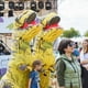 thumbnail image 5 of Disfraz inflable de dinosaurio Piamif para adulto, T-Rex, amarillo, 5 of 9