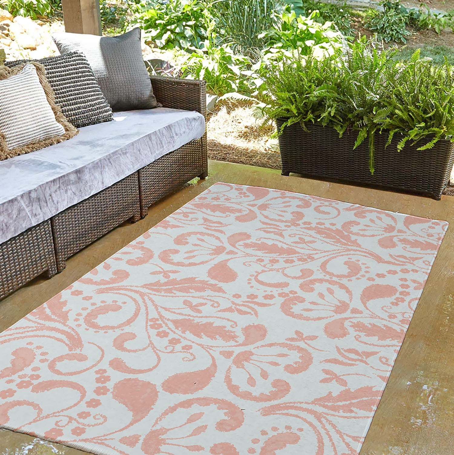 3' x 5' Simply Daisy Aurora French Country Chenille Area Rug, Blush