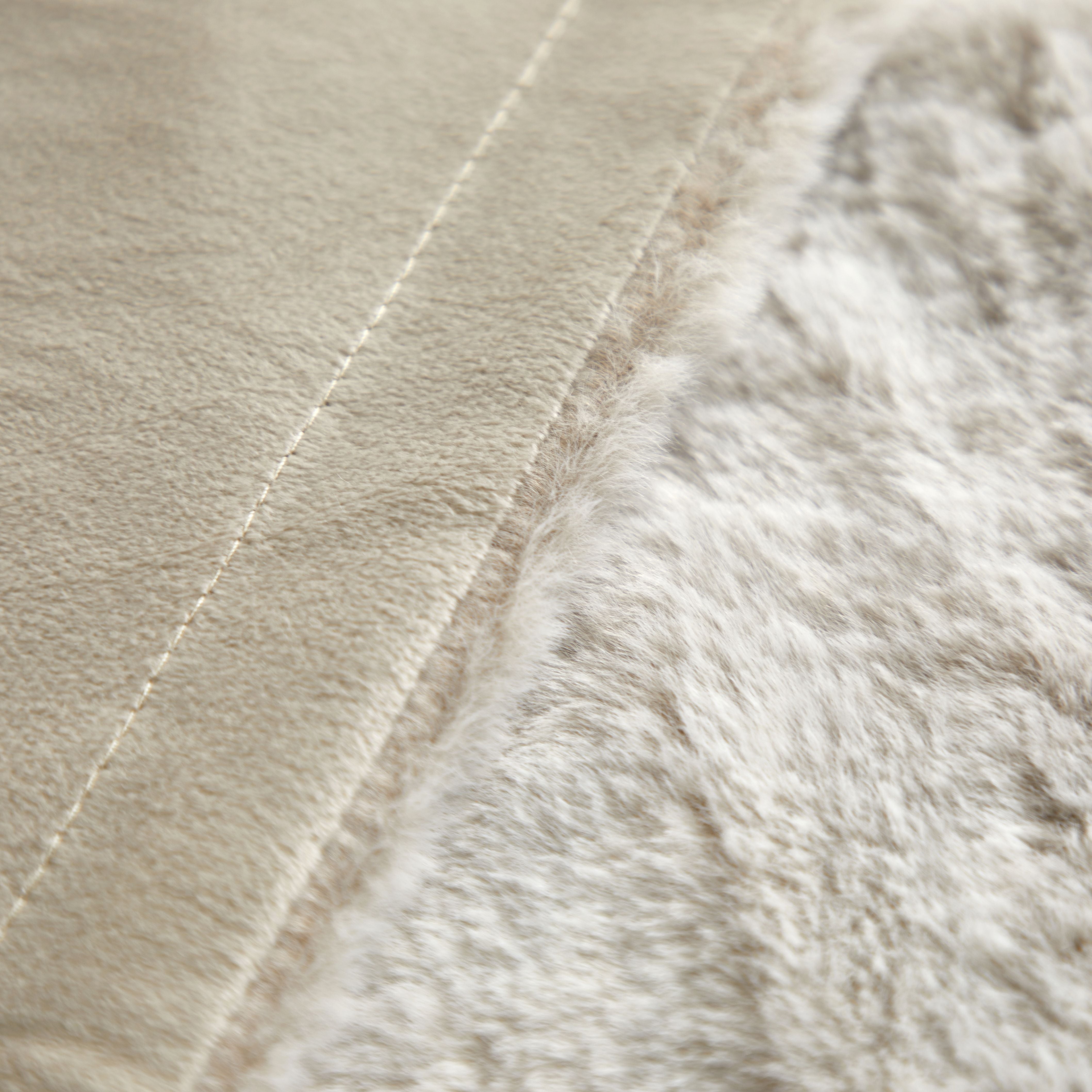 Parent's Choice 30" x 40" Reverse Backdye Faux Fur to Micromink Baby Blanket, Taupe