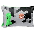 thumbnail image 3 of Funda de almohada Jay Franco Minecraft Lone Creeper 2, paquete de 50 x 75 cm, 3 of 5