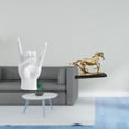 thumbnail image 2 of Figura de caballo en miniatura con gesto de roca, escultura de resina, adorno con forma creativa, ideal para regalar, decorar el hogar o la oficina., 2 of 8