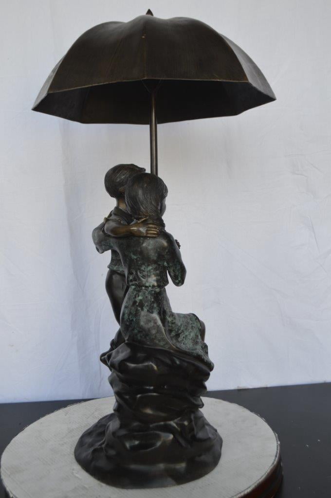 Nifao Kids Playing Under Umbrella – Outdoor Bronze Fountain, Garden Water Feature, 20"L x 20"W x 37"H