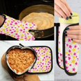 thumbnail image 5 of Yayeee Oven Mitts and Pot Holder Set of 2 Heat Resistant Kitchen Gloves Baking Hot Pad, Beige Stars, 5 of 5