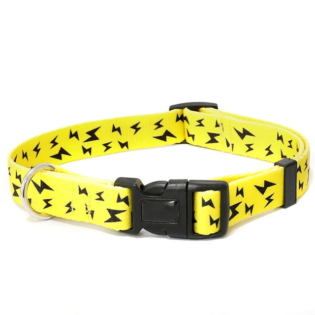 Los collares para perros con temática animal están hechos de tela de sarga suave.