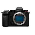 thumbnail image 3 of Panasonic LUMIX S5 Full Frame Mirrorless Camera and LUMIX S Pro 24-70mm F2.8 L-Mount Interchangeable Lens, 3 of 5