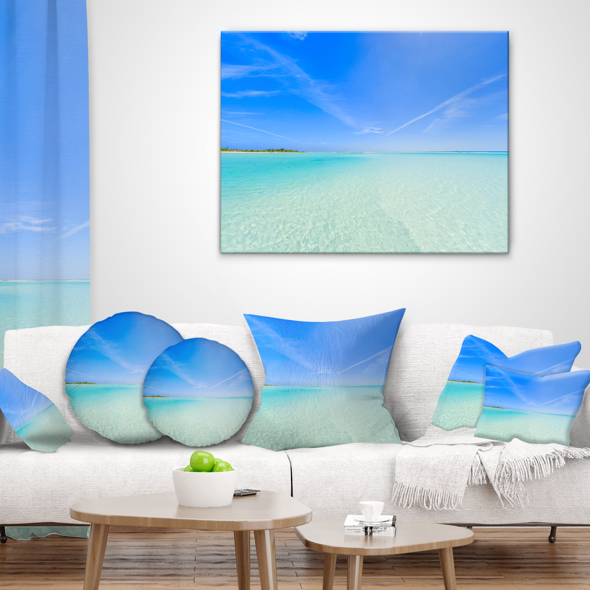 Designart Tropical Beach in Cayo Largo Island - Modern Seascape Throw Pillow - 16x16