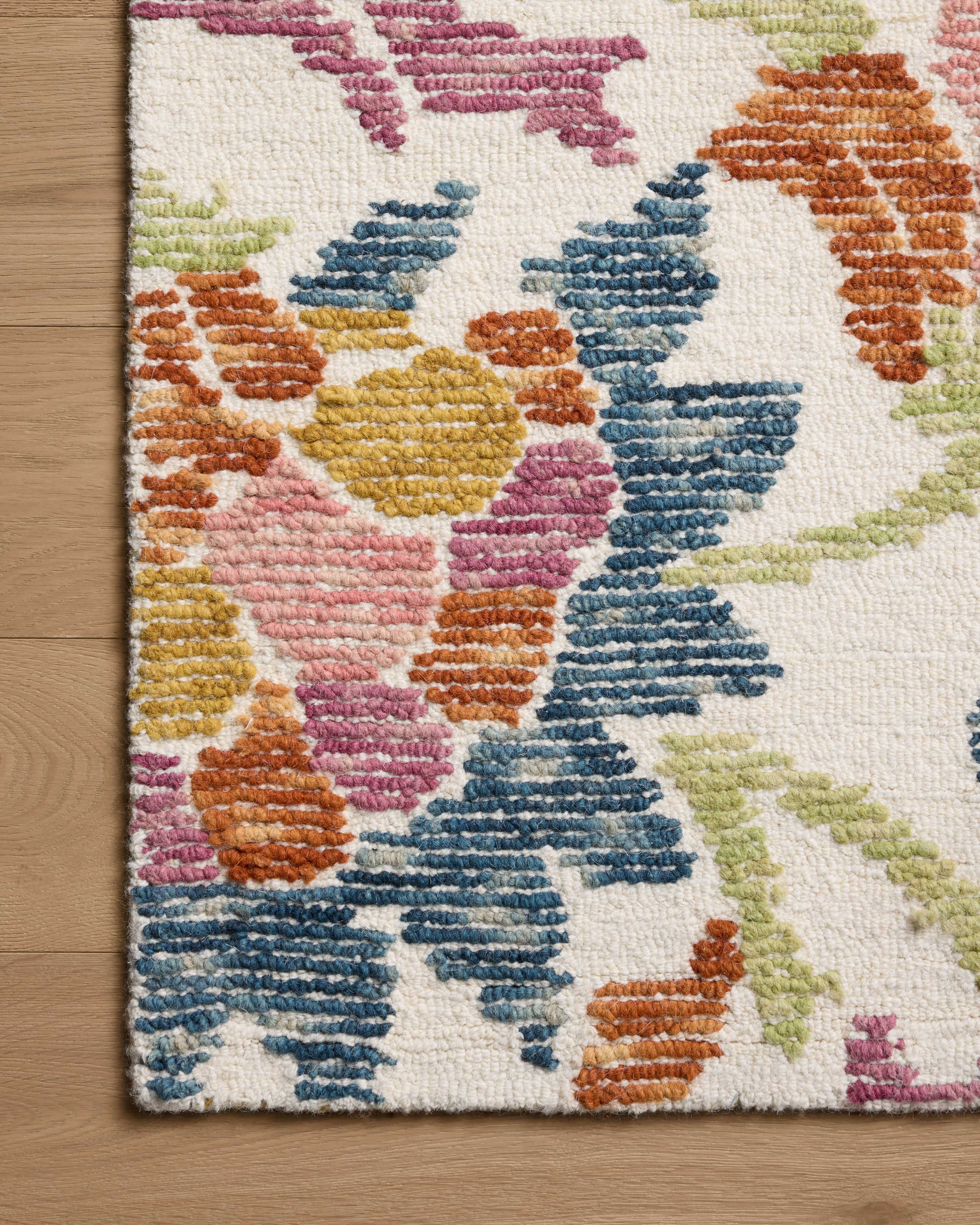 Loloi Tilly Ivory / Multi 8'-6" x 11'-6" Area Rug