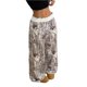 thumbnail image 3 of Pantalones harem informales elásticos de pierna ancha con cintura y estampado de camuflaje de hoja de arce for mujer, 3 of 5
