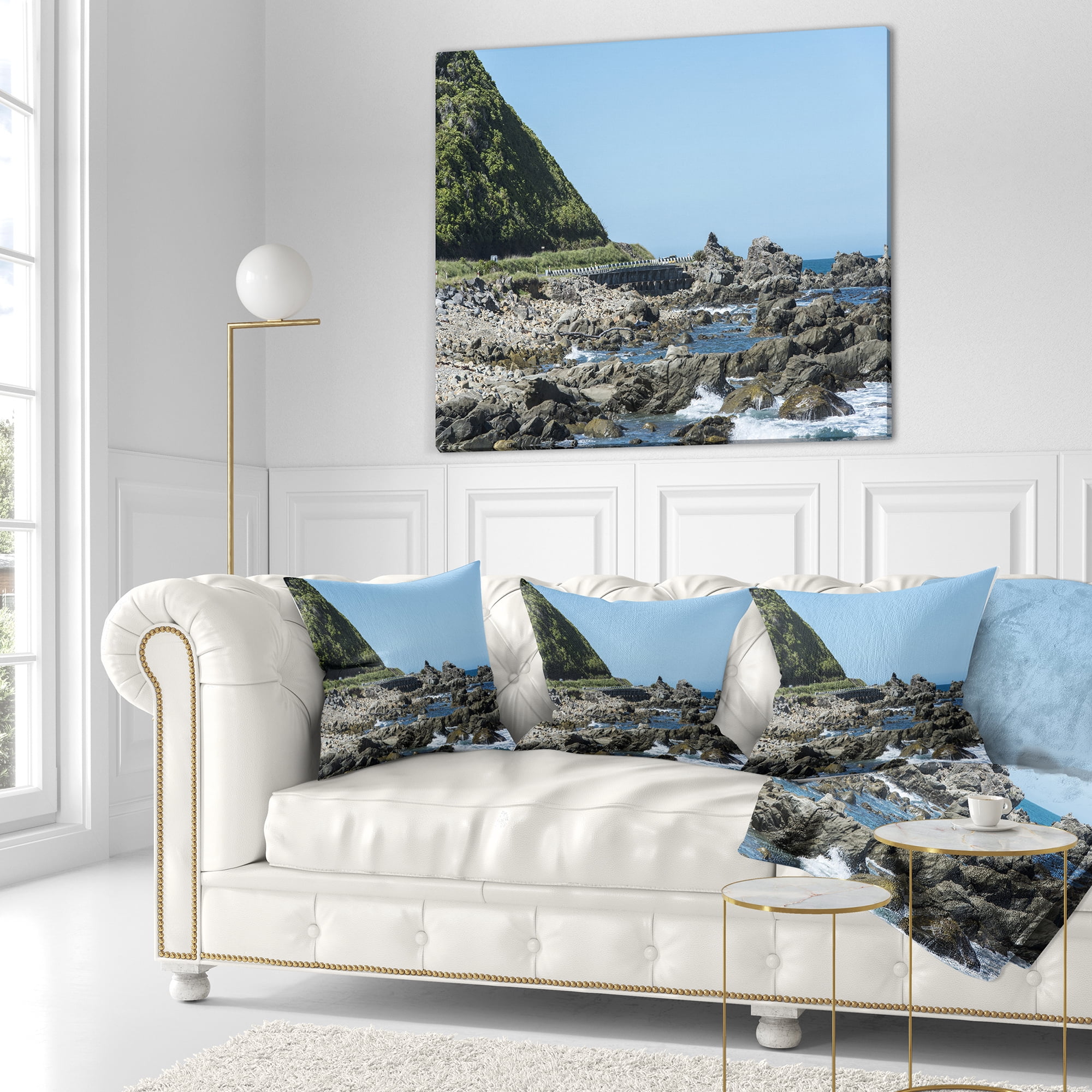Designart Beautiful New Zealand Rocky Beach - Modern Seascape Throw Pillow - 16x16