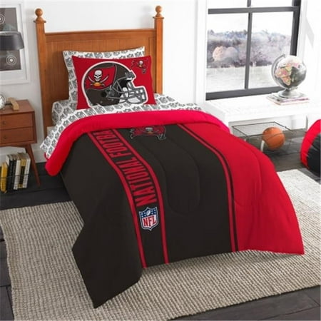 Tampa Bay Buccaneers NFL Twin Comforter Bed in a Bag (Soft & Cozy) (64in x 86in)