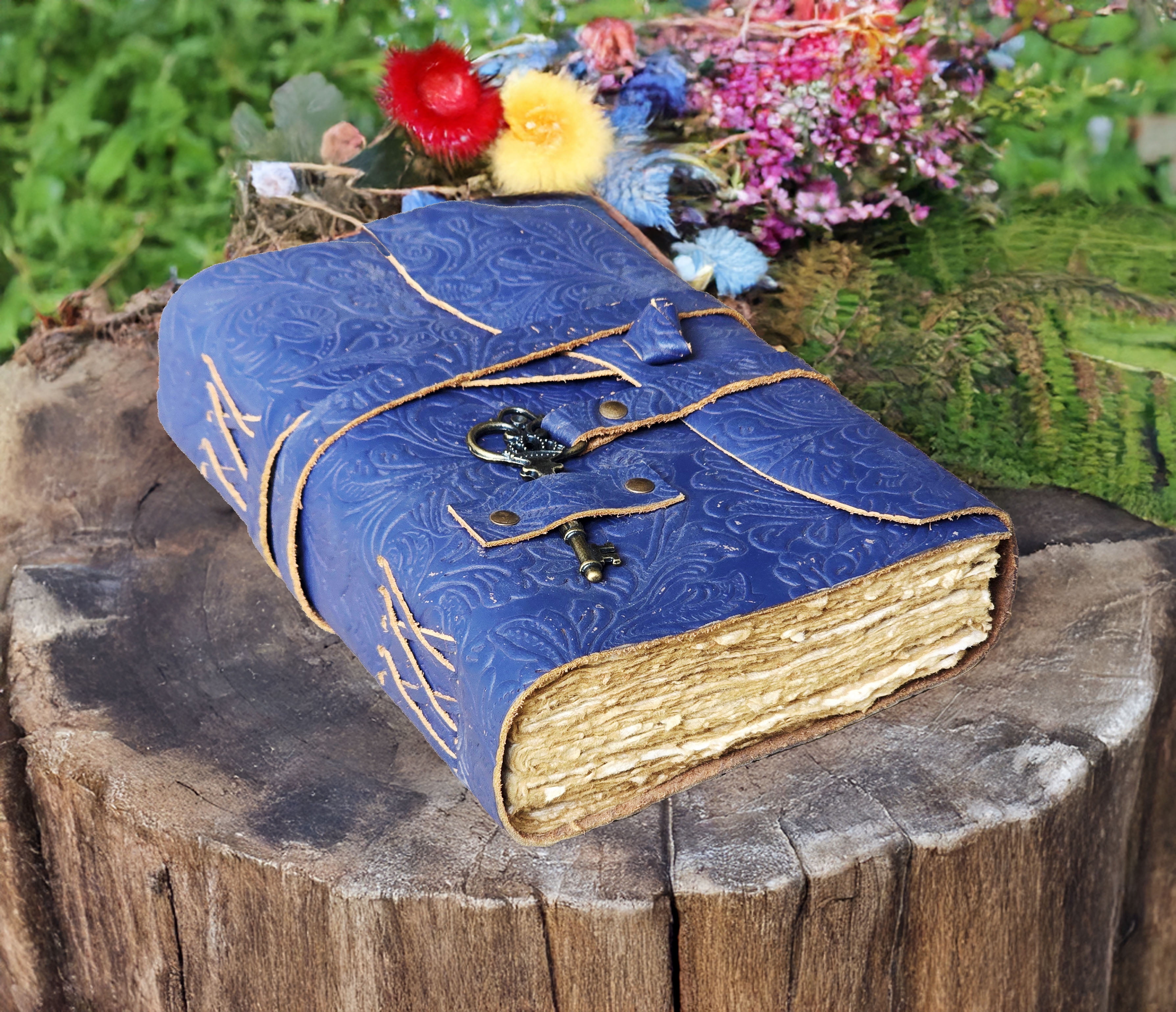 Quirky Craft Embossed Vintage Travel Journal -200 Vintage Deckle Edge Pages - 5 x 7 in, 200 Pages Sketchbook Leather Book of Shadows Leather Grimoire