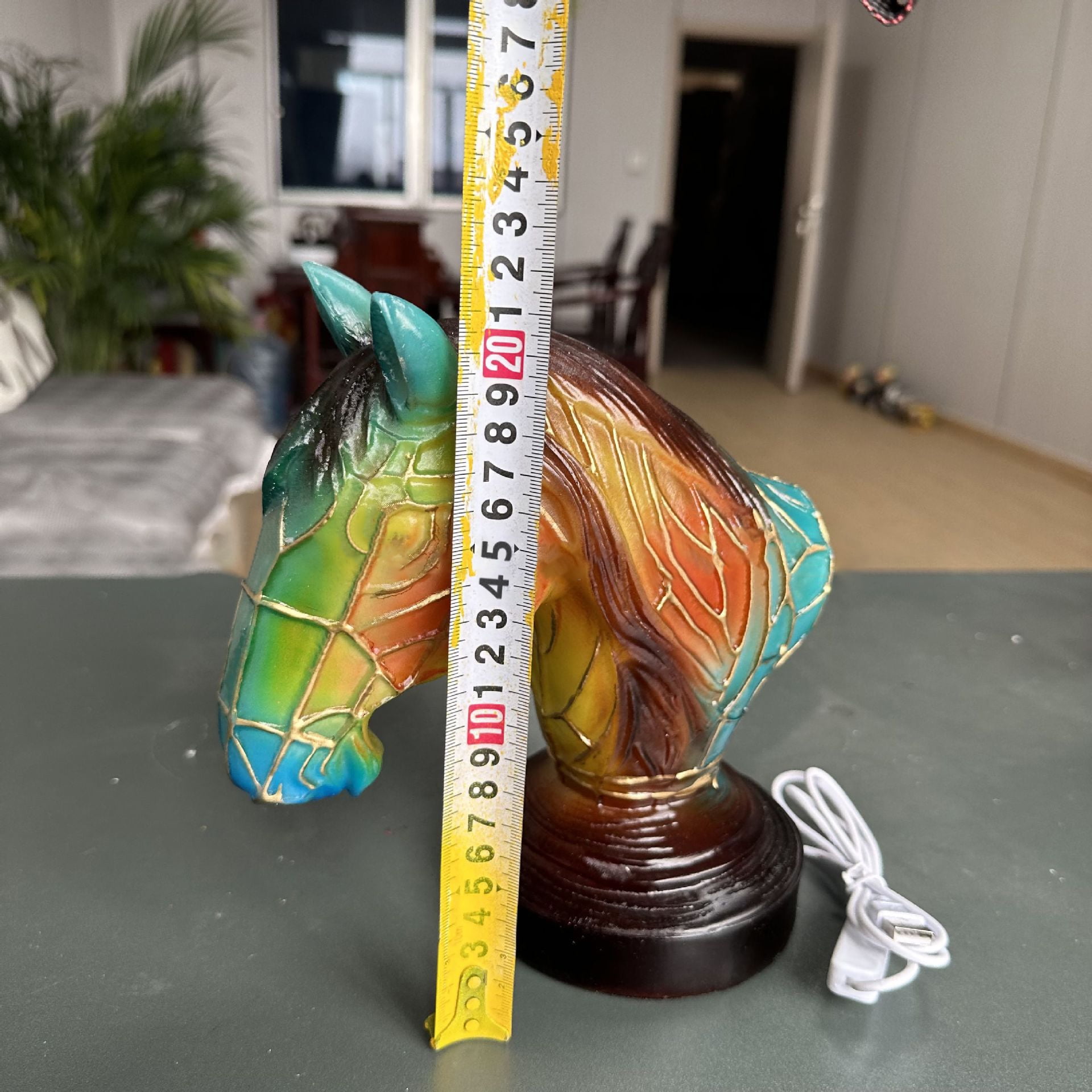 Resin Animal Series Table Lamps, Stained Glass Art Night Light, LED Tabletop Night Lights, Fun Gift for Dog Lovers, Suitable for Living Room, Bedroom, Home Office