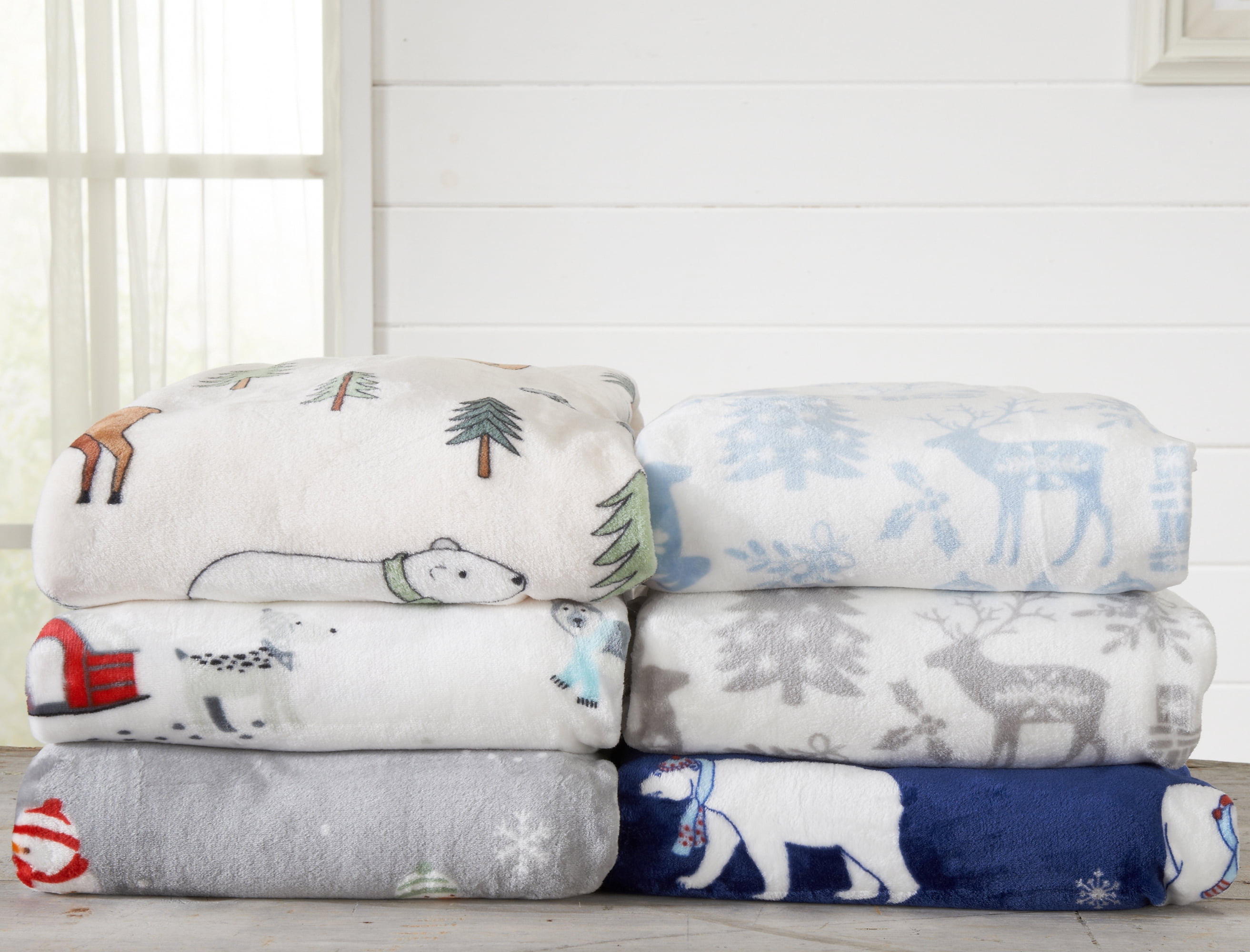 Great Bay Home Super Soft Velvet Plush Bed Blanket