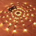 thumbnail image 2 of Decoraciones de Halloween con telarañas, luz de telaraña negra de Halloween con 70 luces LED de red naranja impermeables y 1 araña negra para tema aterrador de Halloween oso de fresa Electrónica, 2 of 5