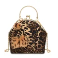thumbnail image 1 of Bolsos de hombro GEEK de lujo con estampado de leopardo para mujer, bandoleras doradas, bolsos de moda con cadena y cierre de concha, bolso pequeño de noche, bolso de mano para uso diario., 1 of 5