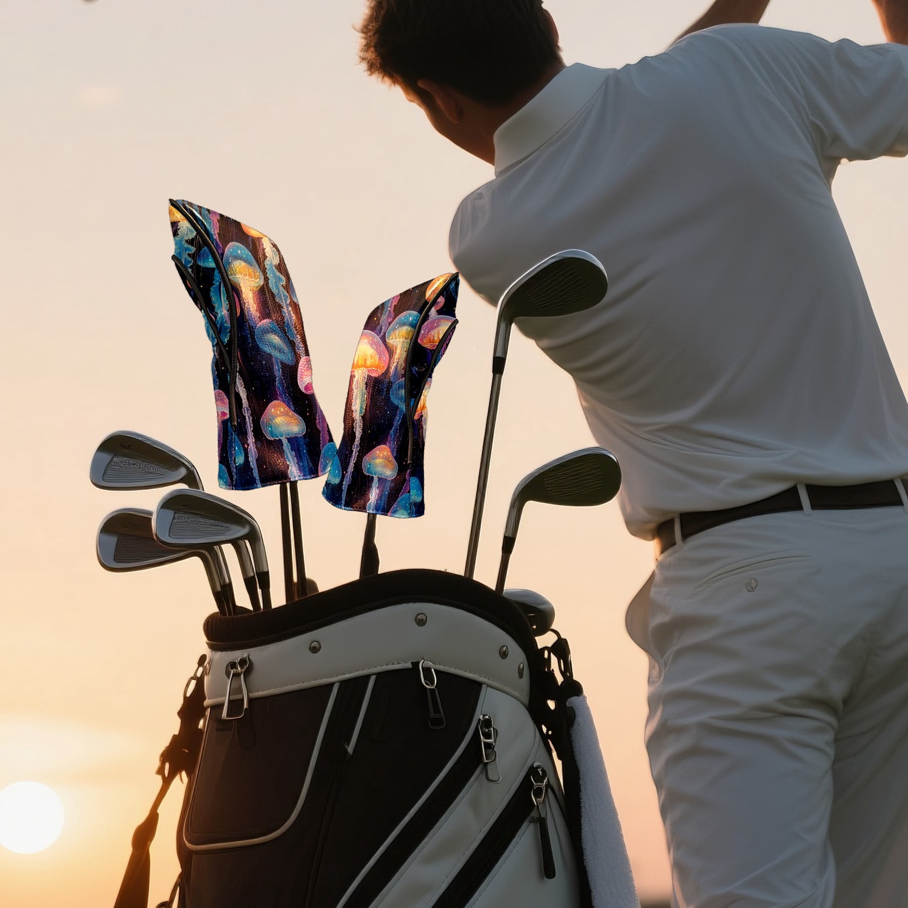 Golf Club Covers PU Leather Waterproof Head Covers for Fairway Woods Hybrids Sea Jellyfish Unisex Fits Most Brands