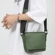 thumbnail image 4 of Bolso bandolera de PU de color sólido de gran venta de alta calidad para hombre 2024 Nuevo diseño Bolso bandolera informal de moda para mujer, 4 of 5