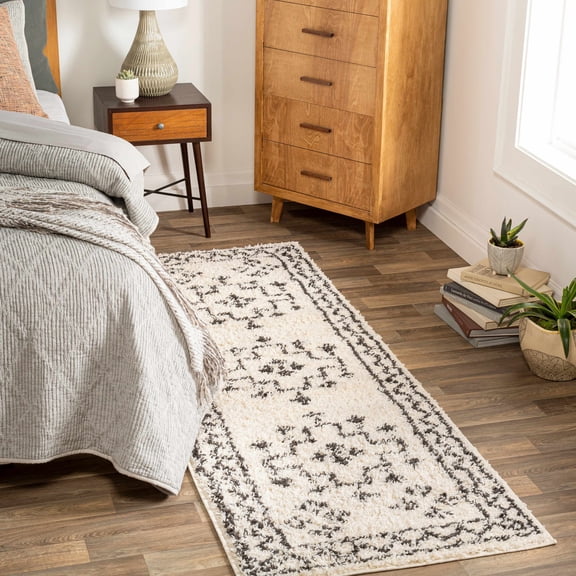 Hauteloom Cheam Hallway, Kitchen Runner Rug - Bohemian, Transitional - Plush Pile - Black, Cream - 2'7" x 7'3"