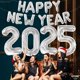 thumbnail image 4 of Globo KatChon 2025 Happy New Year, plateado, 40 cm, con cinta, 4 of 7