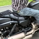 thumbnail image 5 of Funda de Cojín para Asiento de Motocicleta con Absorción de Impactos | Protección Solar con Aislamiento Térmico para Todas las Estaciones | Compatible con Motocicletas Eléctricas y Scooters, 5 of 6