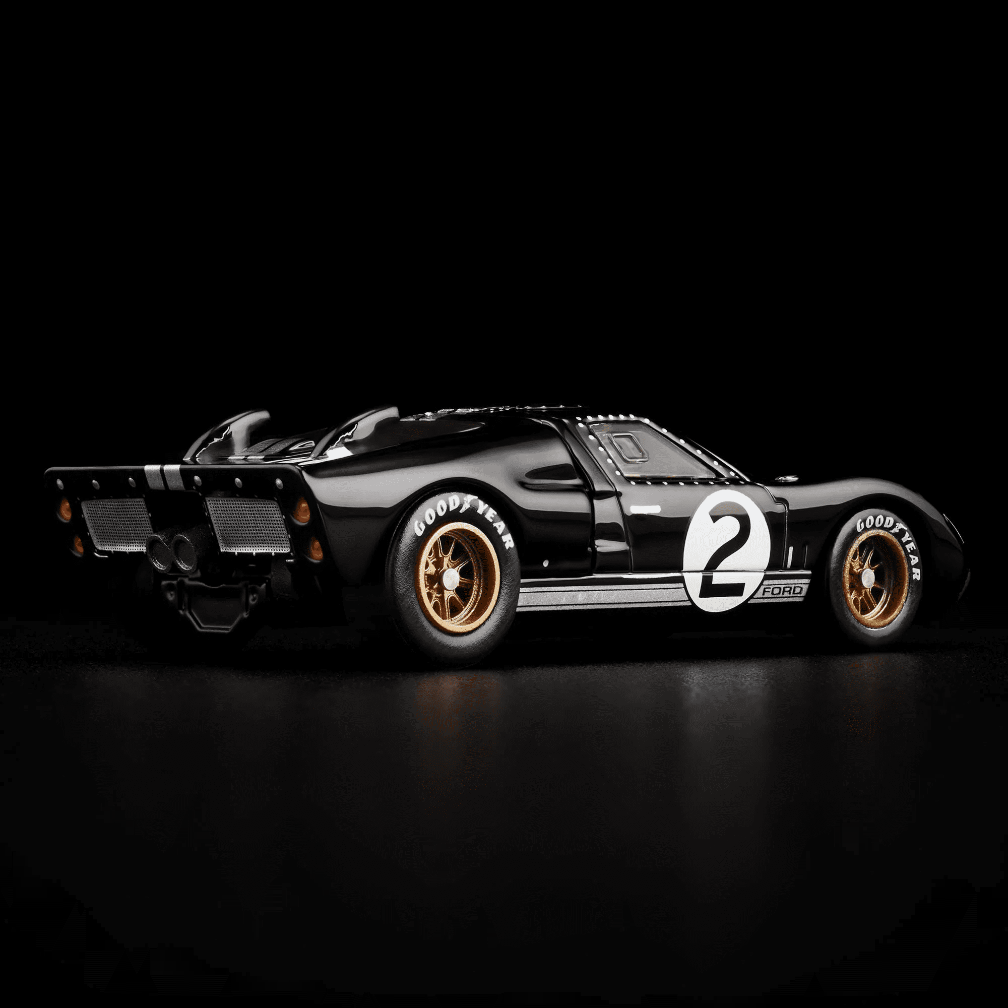 Hot Wheels RLC Ford GT40 Mk II – 1:64 Premium Die-Cast Car, Spectraflame True Black, Opening Rear Cowl, Real Riders Wheels, Collector Edition in Acrylic Case