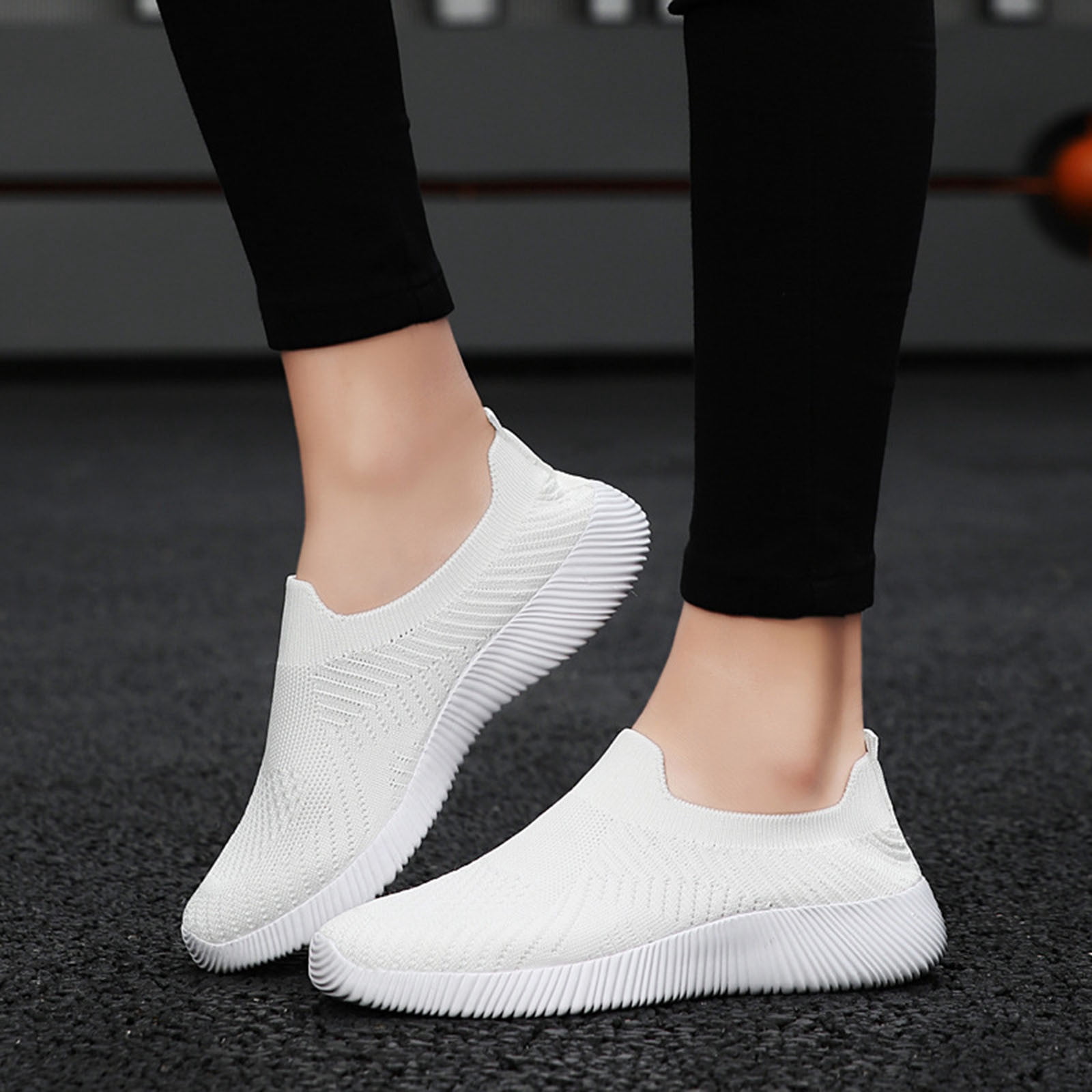 CHENge Sneakers for Women White Relaxed Fit Lightweight Wide Toe Box Minimalist Womens Hiking Shoe Gym Workout Shoes Breathable Mesh Walking Sneakers
