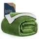 thumbnail image 1 of Cobija Aborregada Laila Comfort Queen 100% Microfibra de Poliéster Olivo, 1 of 9