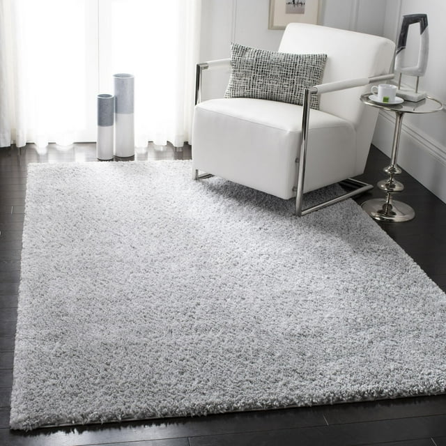 SAFAVIEH August Carlene Solid Plush Shag Area Rug