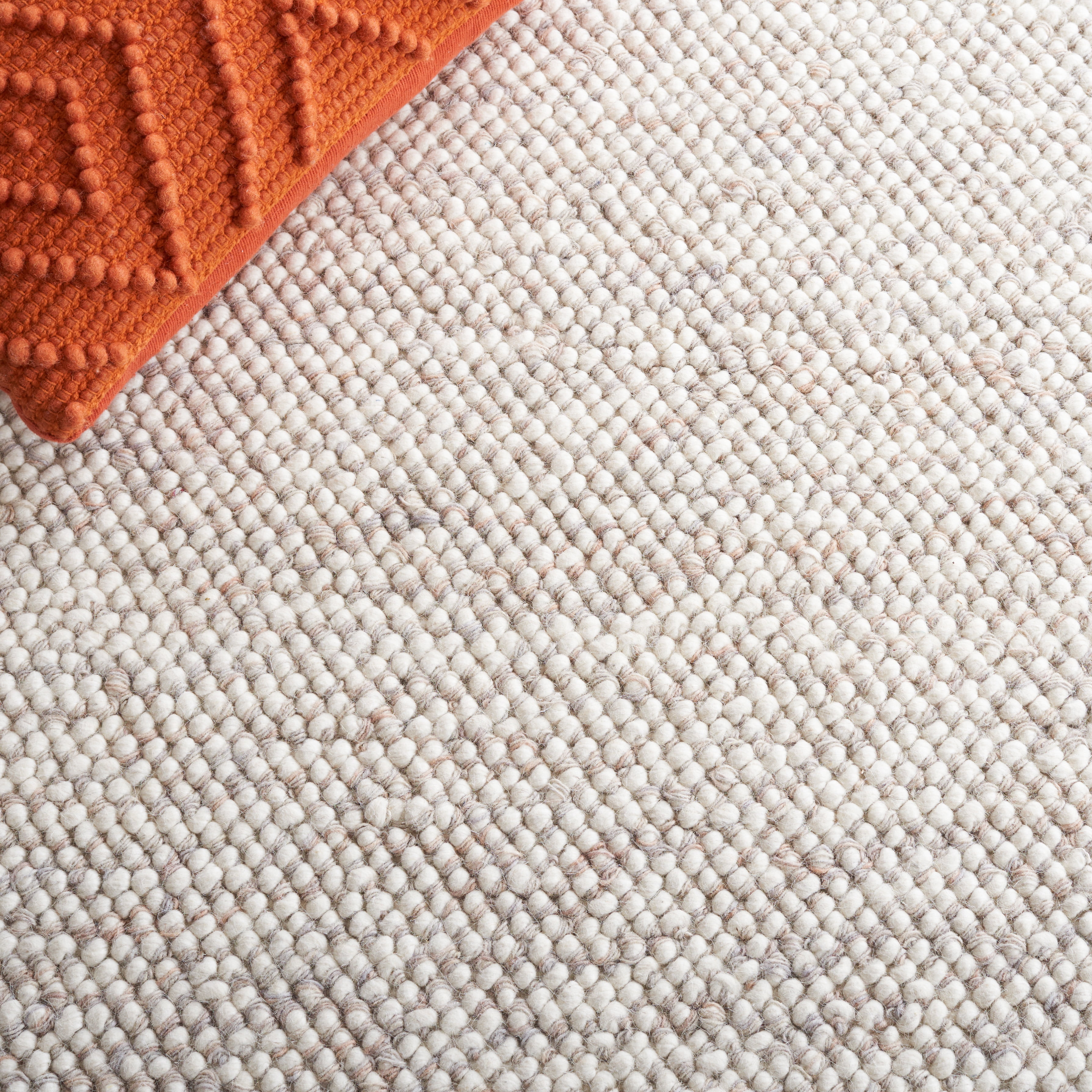 SAFAVIEH Natura Finn Distressed Area Rug, Beige/Ivory, 6' x 9'