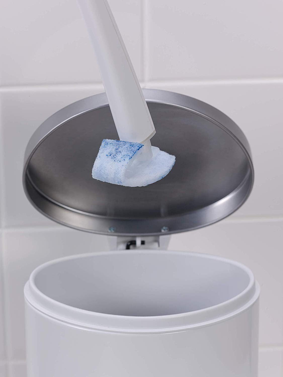 Scotch Brite Disposable Toilet Scrubber Refills WhiteBlue Box Of 10 -  Office Depot