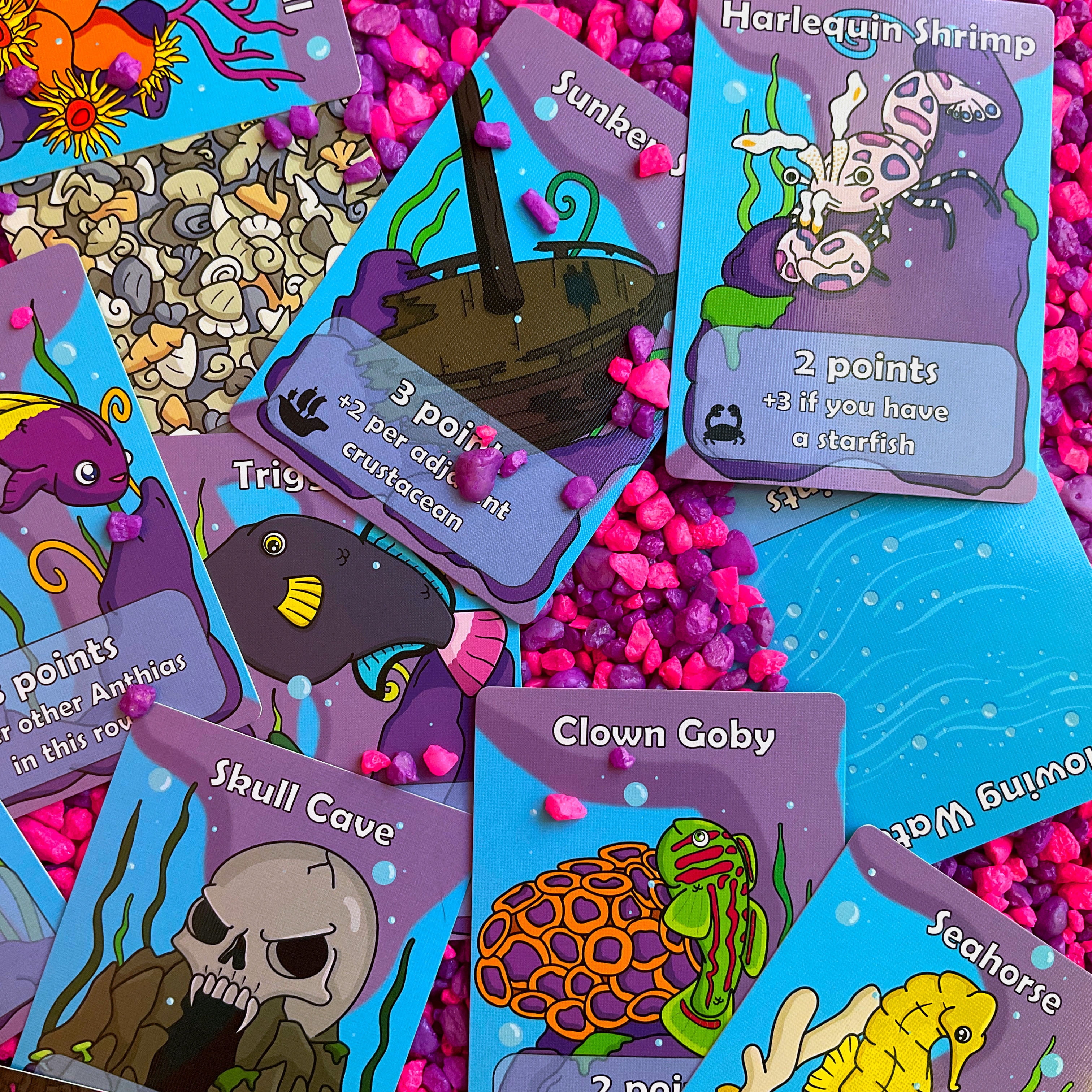 Ultimate Aquarium - An Easy and Strategic Aquarium Building Card Game for All Ages; 2-4 Players