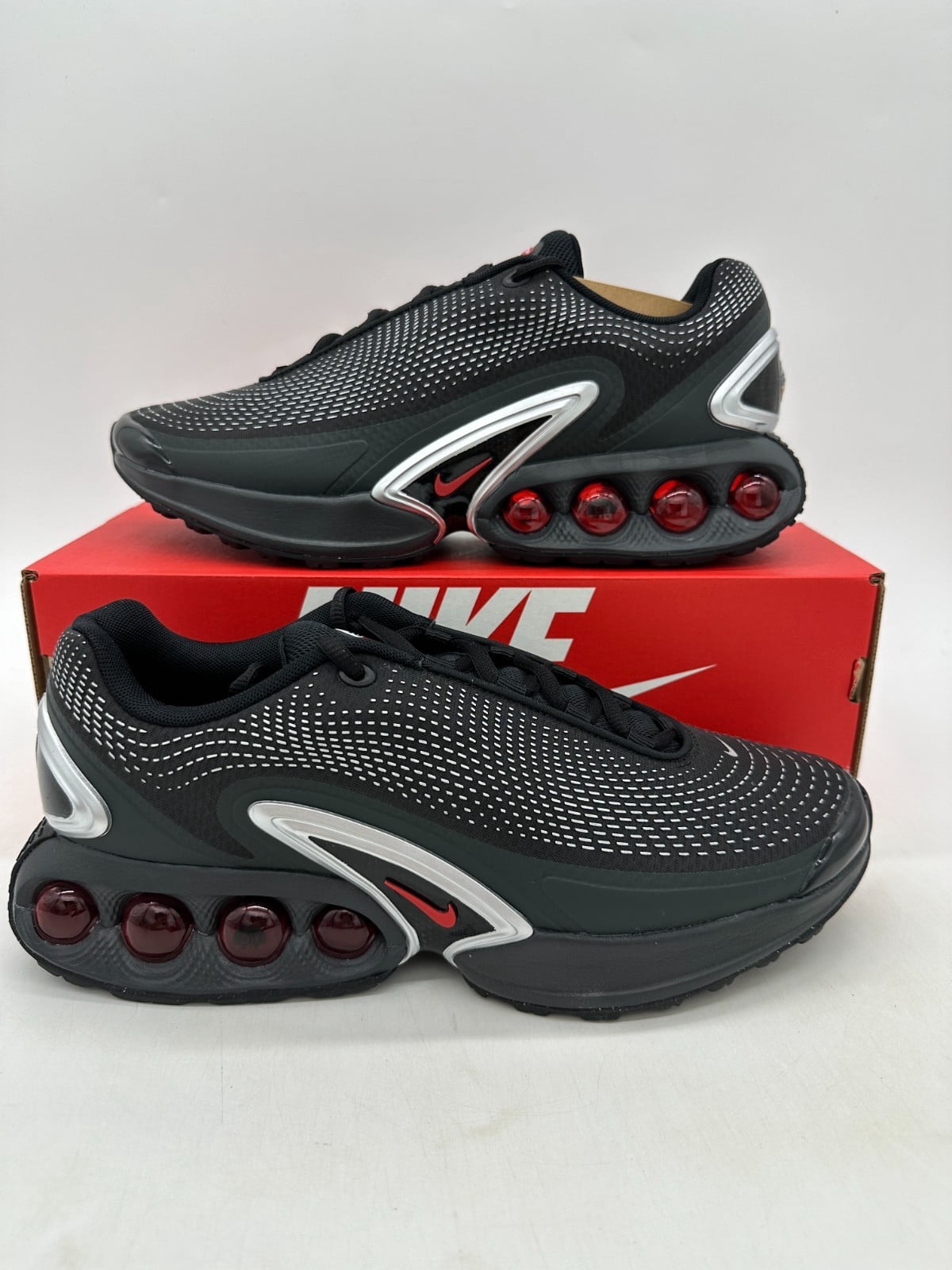 Nike Air Max 200 Shoes Mens Size 8.5 Black Red Trainers Sneakers‎ AO0262-602 Nike Air Max 200 Men main image 3