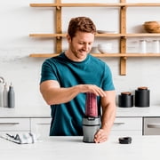 Ninja Nutri-Blender Plus Compact Personal Blender, 900-Peak-Watt Motor, Frozen Drinks, Smoothies, Sauces & More, (3) 20 oz. To-Go Cups, (2) Spout Lids & (1) Storage Lid, Dishwasher Safe, BN301 Silver