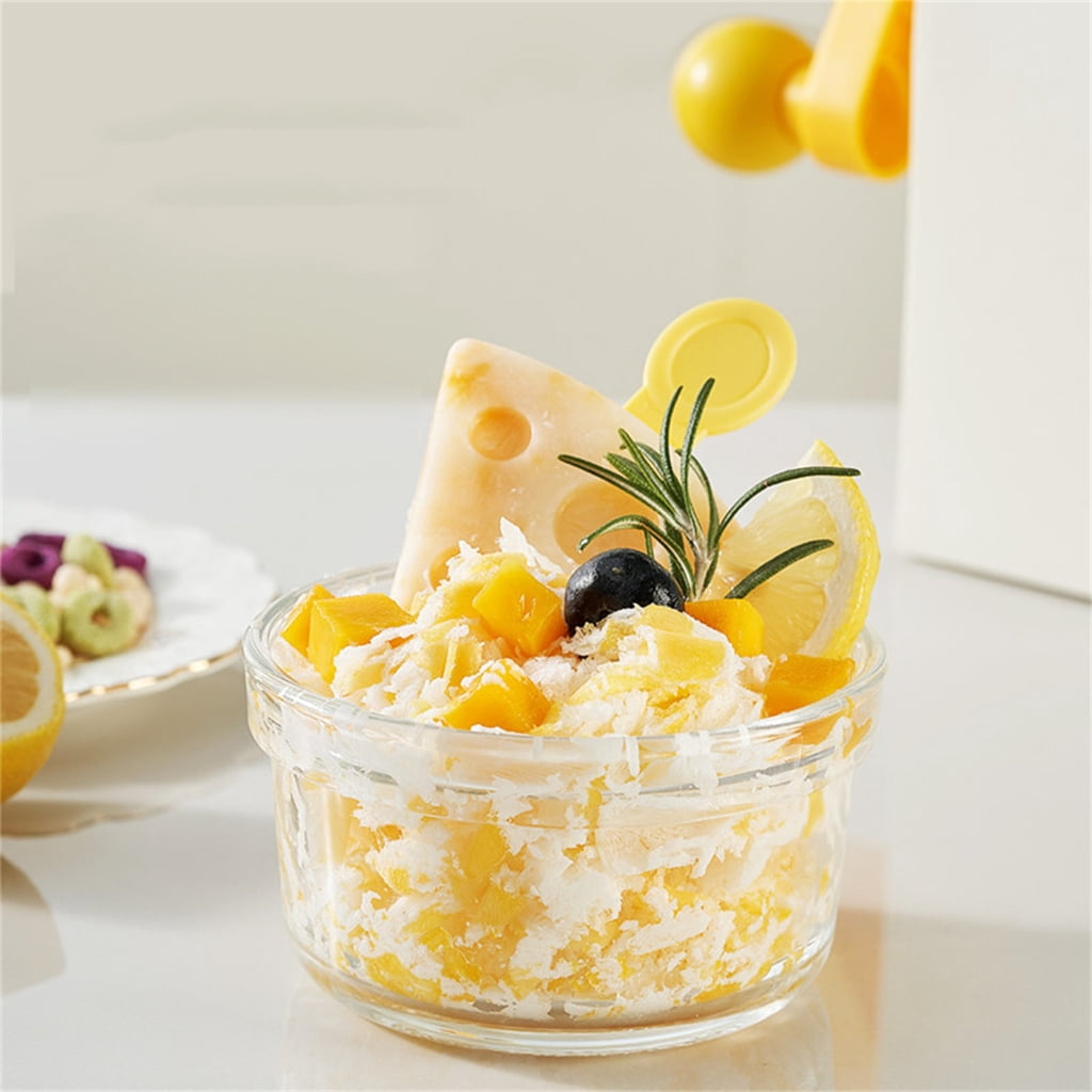Manual Plastic Ice Grinder with Stainless Steel Shaving Blade For Daily Use