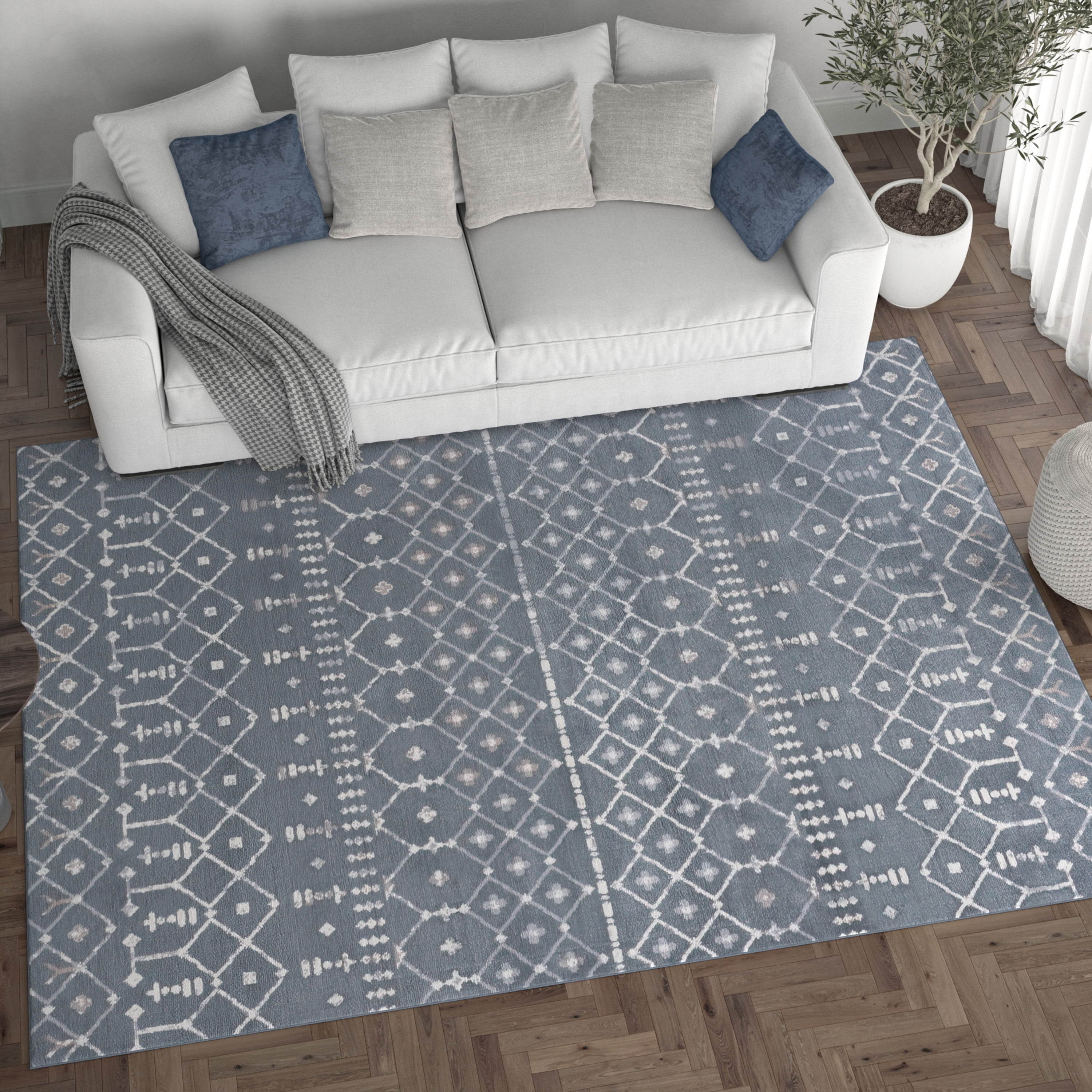 Madison Transitional 7.6' x 10' Dark Gray and Cream Polypropylene Indoor Area Rug