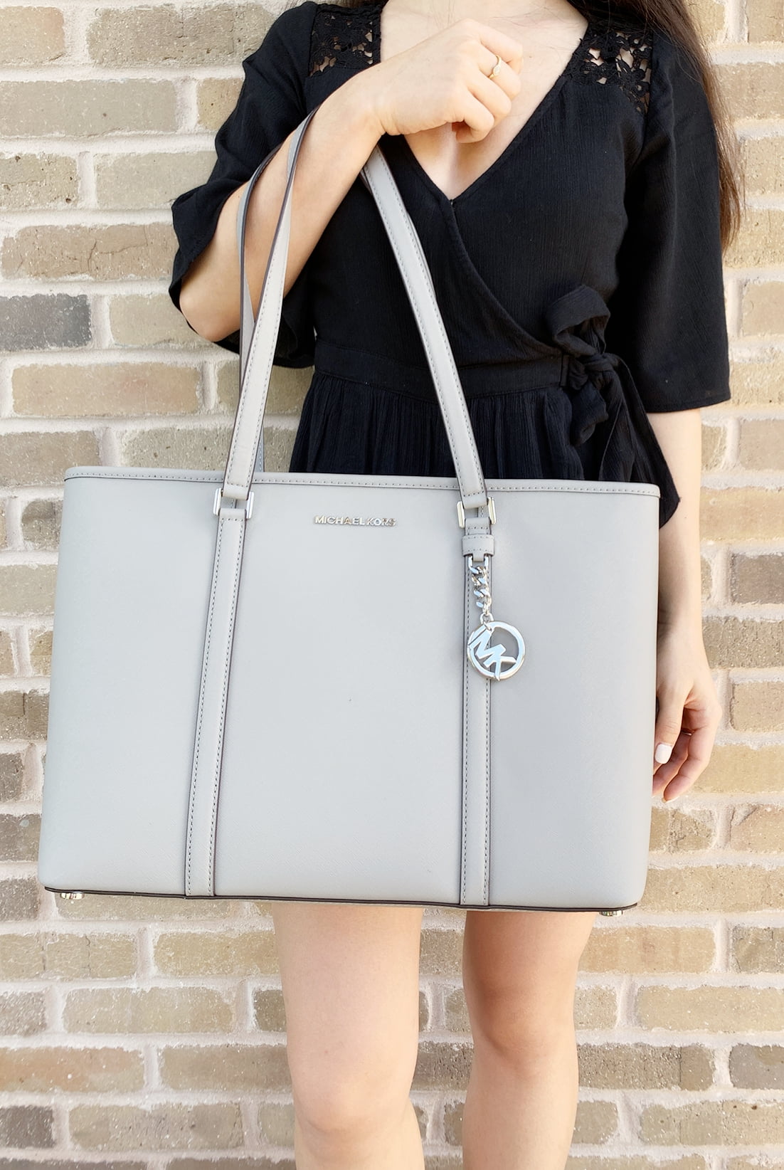 michael kors sady laptop bag