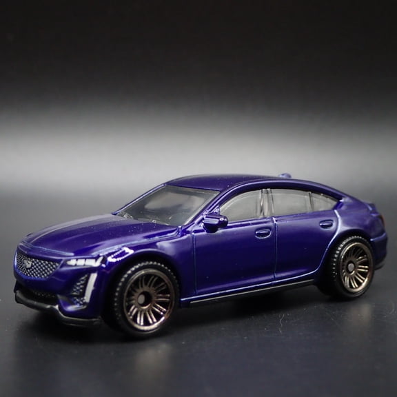 Open Box 2020-2025 CADILLAC CADDY CT5-V 4 FOUR DOOR 1:64 SCALE DIORAMA DIECAST MODEL CAR