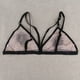 thumbnail image 4 of triangular sin relleno de malla corta con encaje de flores jinwen El cordón floral Bralette, 4 of 6