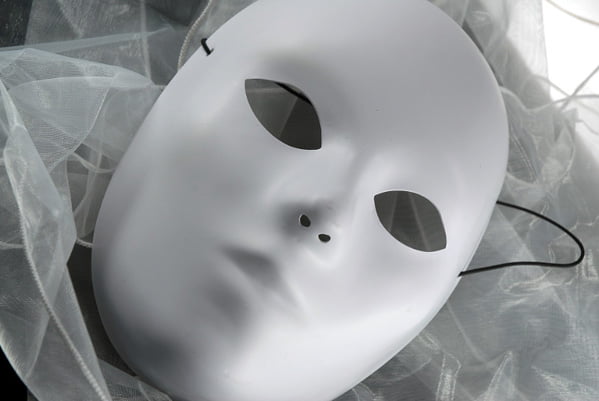 Volto Grezzo - Blank White Full Face Masks to Decorate