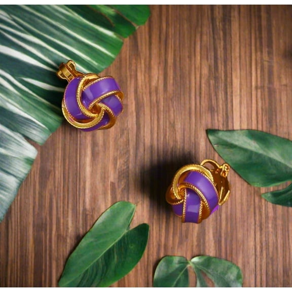 Clip on 3/4" small gold textured edge purple knot earrings
