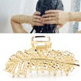 thumbnail image 4 of Pinzas Para El Pelo, Pinzas Para El Pelo Con Diamantes De Imitación, Sencillas Y Elegantes, Antideslizantes Para Mujeres Para Cocinar Para La Belleza De La Mañana Para Maquillaje, 4 of 8