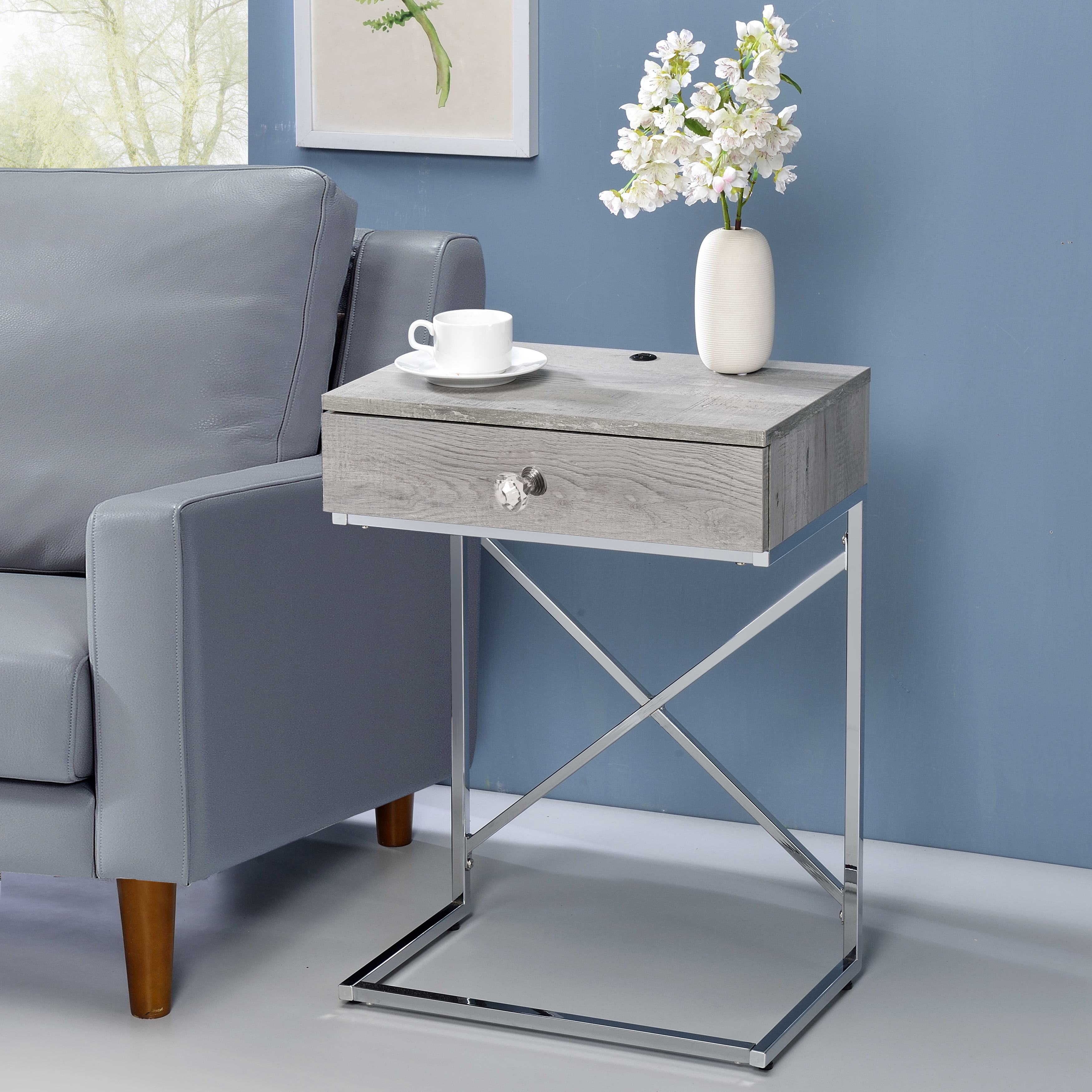 Furniture of America Fonda End Table with USB, Light Gray