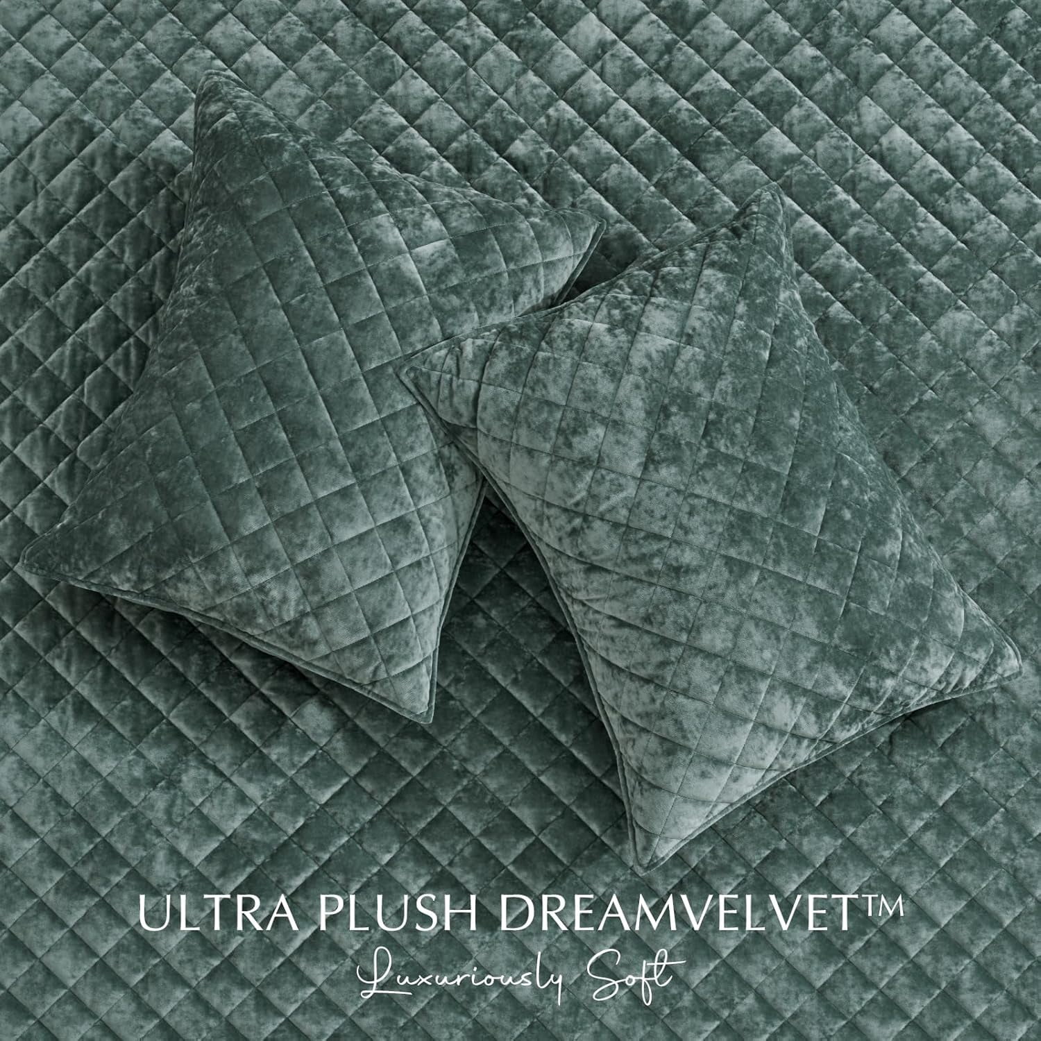 EVERGRACE Luxury Velvet Quilt Set Queen Size, Diamond Quilted Lightweight Velvet Comforter for All Season, Ultra Soft Oversized Bedspread Coverlet Bedding Set with 2 Pillow Shams, Dark Green