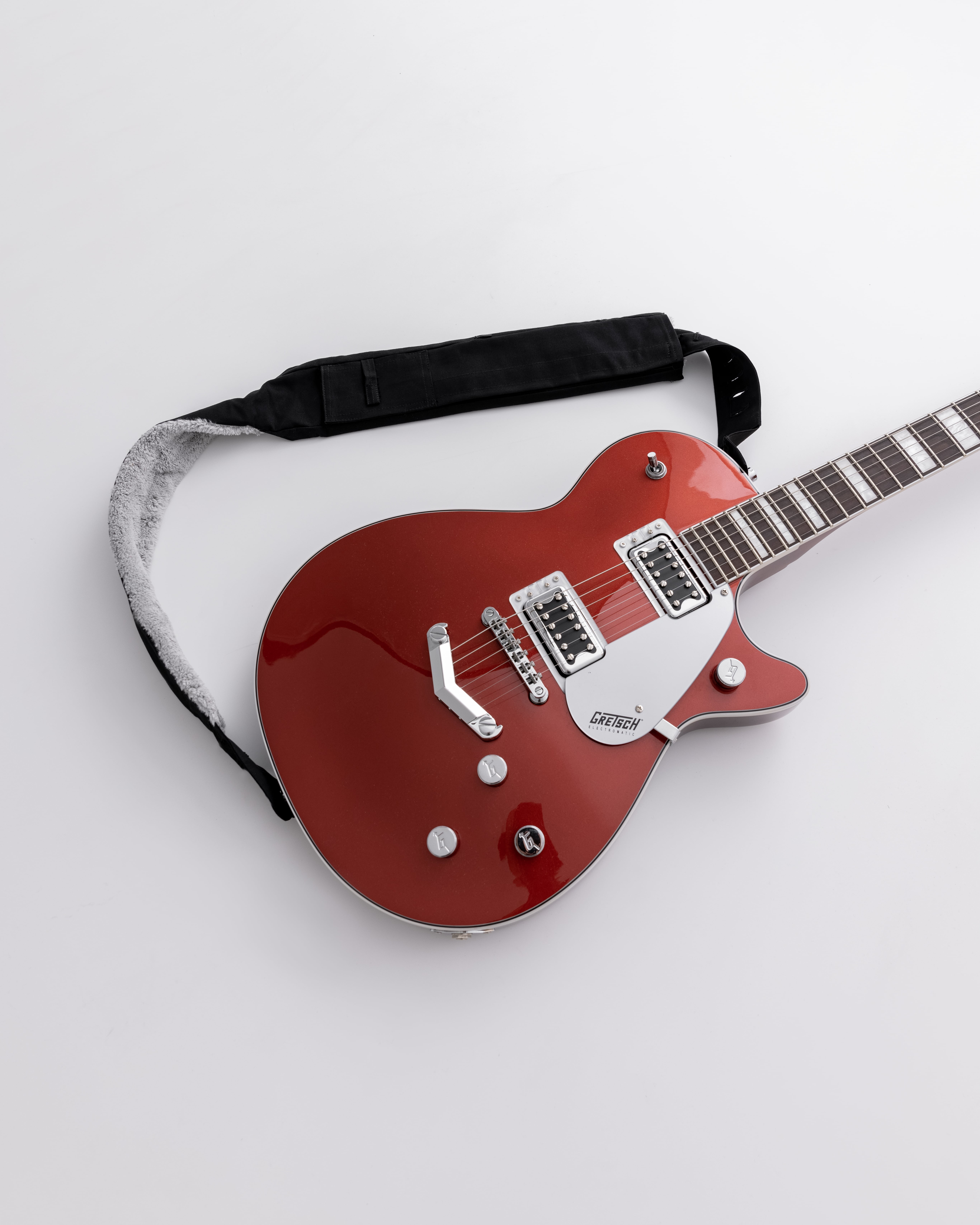 String Sling Guitar Strap With Strap Locks and Pick Pack Red